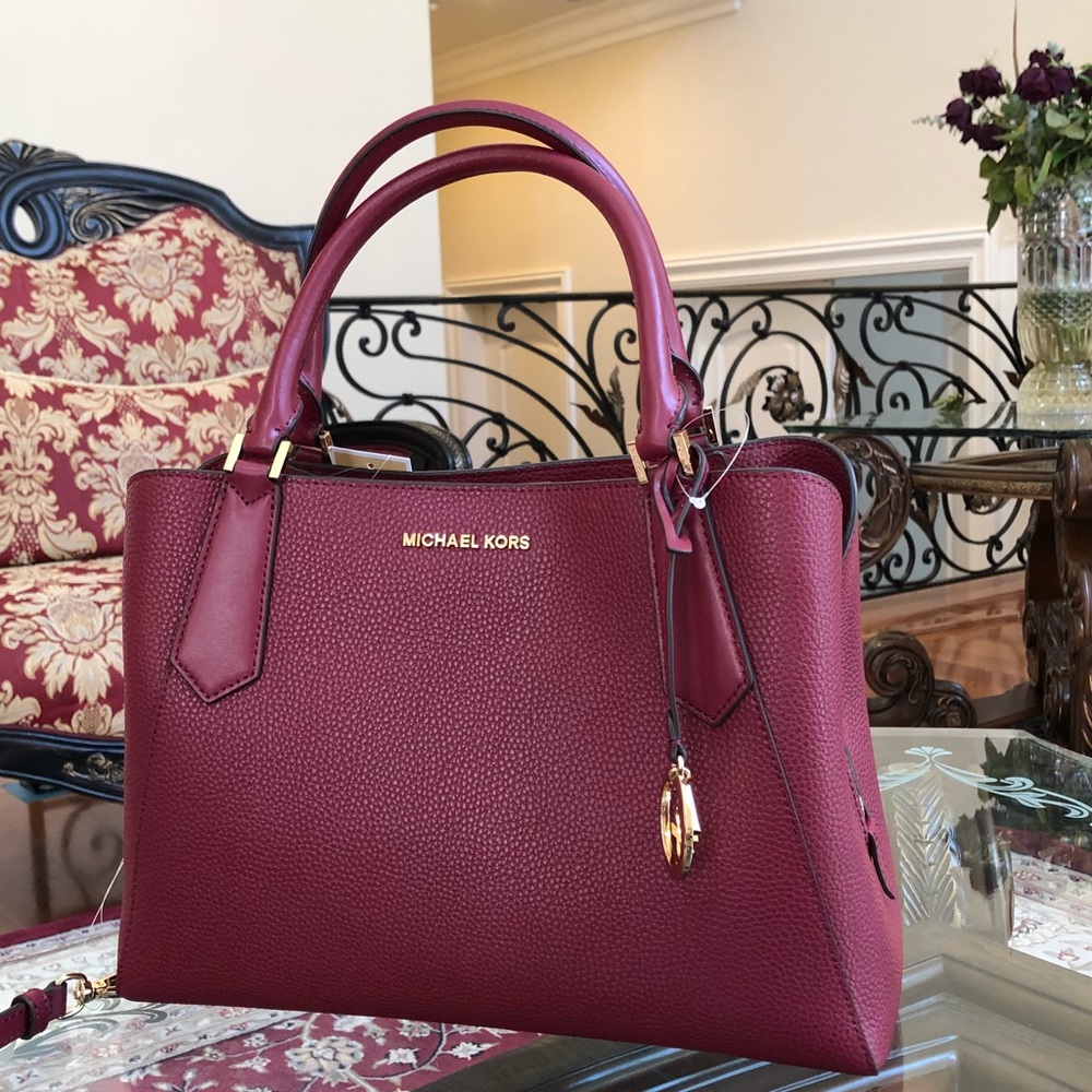 Michael Kors Kimberly handbag&wallet - Picture 5 of 8